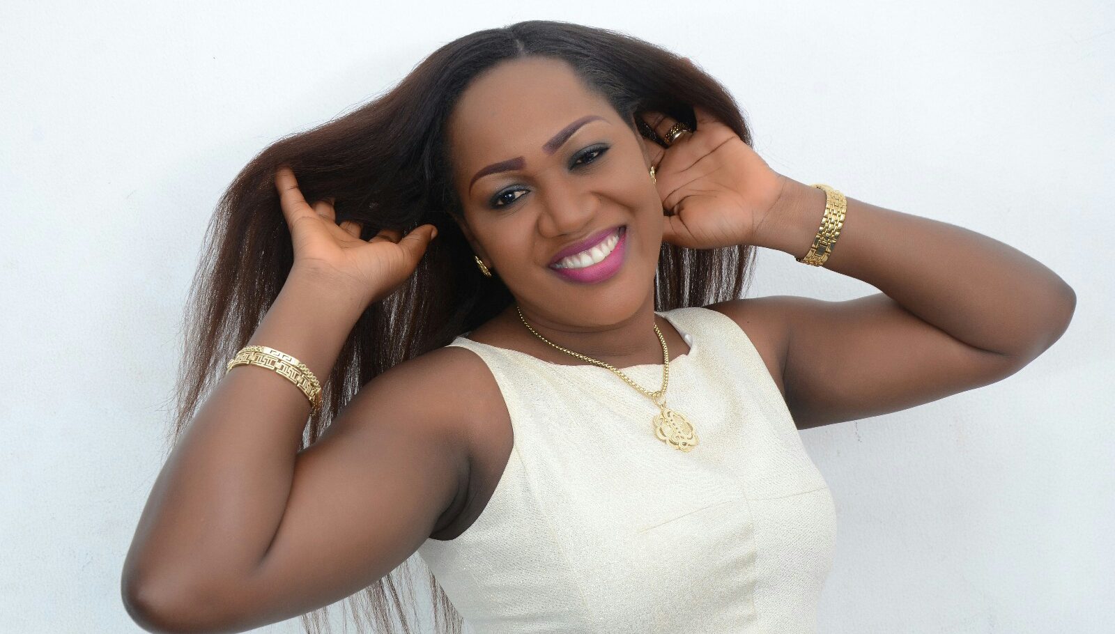 Gospel Musician Rose Adjei signs deal with KB Empire.