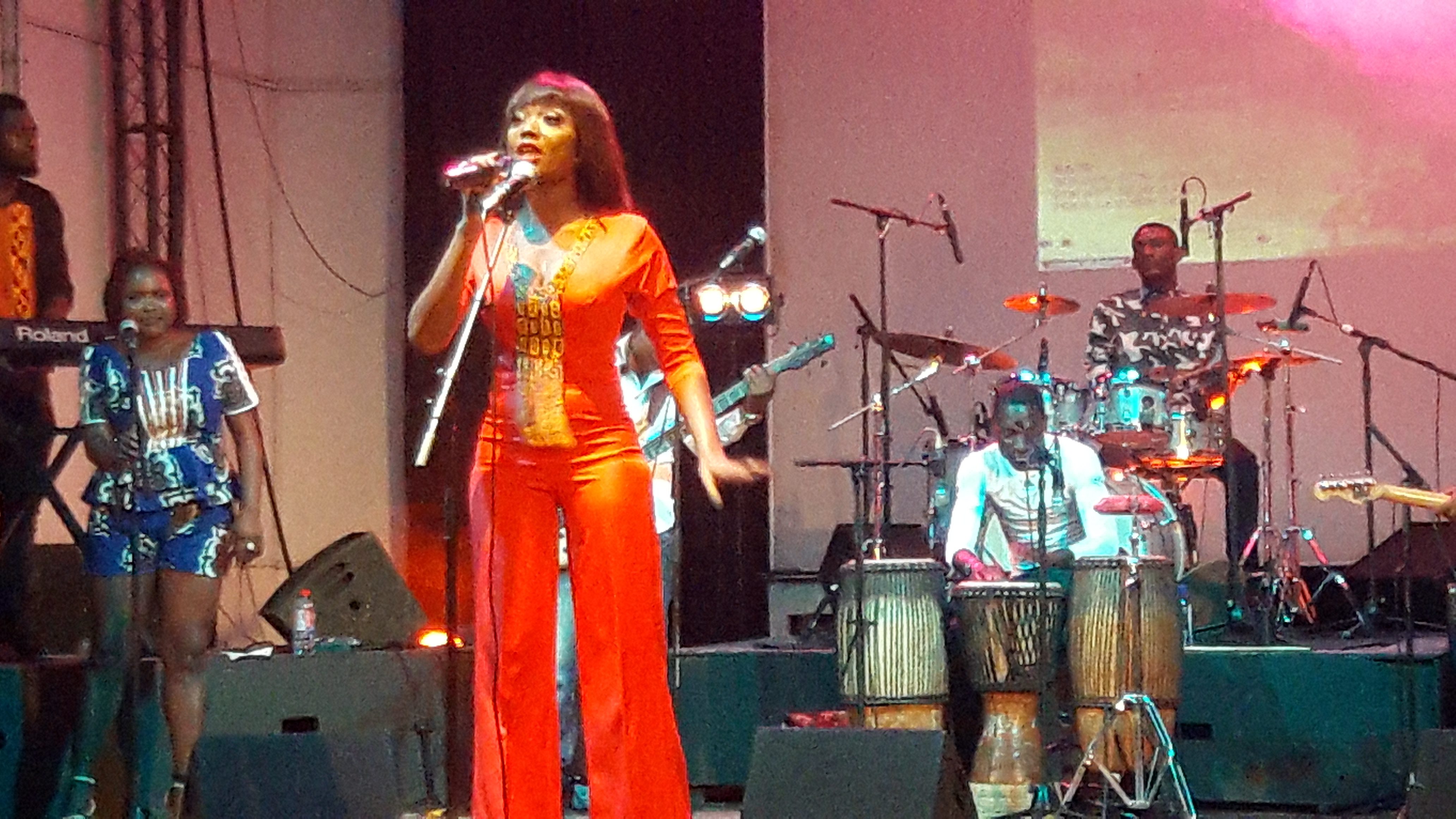 Video: Watch Efya’s Amazing Performance at Alliance Francaise Last Friday.