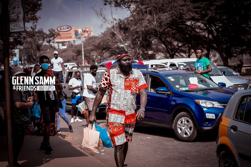 GlennSamm and friends shares love with the less privileged on the street of Accra