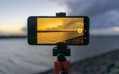 Capture Brilliance: 5 Mobile Camera Hacks For Digital Content Creators